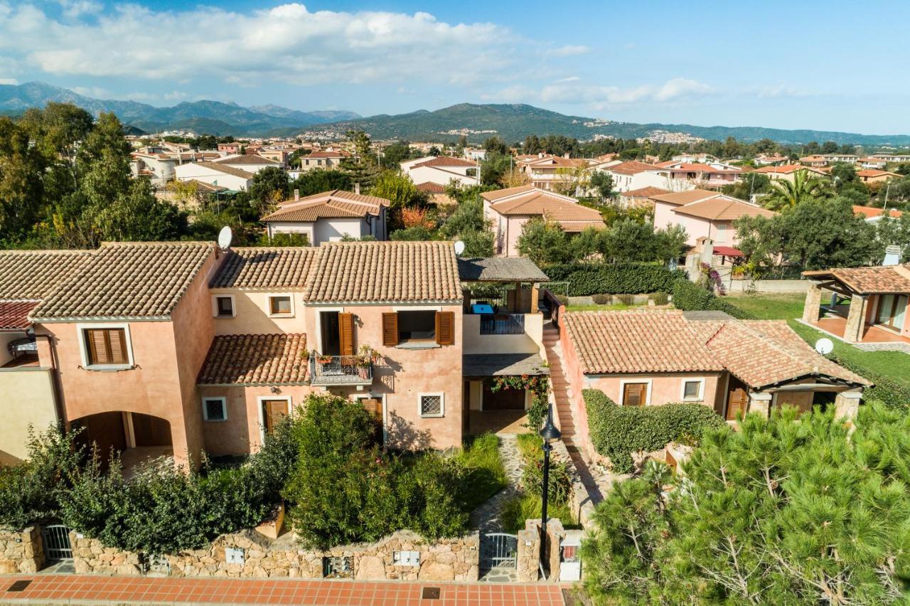 Villino Il Faretto Spiaggia Budoni Exterior photo